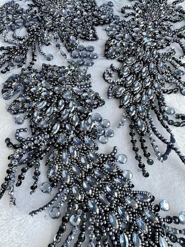 رقع تزيين لامعة مصنوعة يدويًا من الدانتيل بأحجار الراين مع خرز الخياطة وأحجار الأكريليك لإكسسوارات الملابس (أحمر) in Kuwait