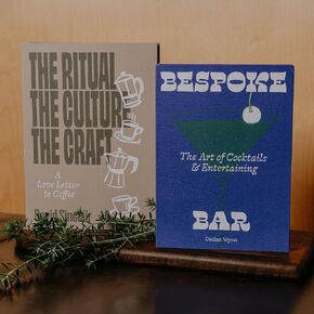 مجموعة MESMOS مكونة من كتابين مزخرفين لديكور المنزل، وكتب طاولة القهوة، وصناديق تخزين الكتب الصناعية لرفوف الكتب وغرفة المعيشة، وديكور المنزل، وكتاب مزيف بغلاف مقوى للديكور، وسلسلة اليقظة الذهنية والسكون in Kuwait