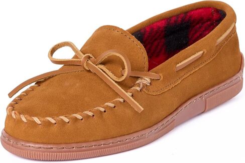 حذاء بدون كعب من الصوف السويدي للرجال من Minnetonka in Saudi Arabia