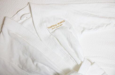 LUXURY COLLECTION Spa Robe – 100% Organic Cotton, Unisex Shawl Collar, One Size, Absorbent Terry, Belt & Deep Pockets, Hotel-Quality – White in Saudi Arabia
