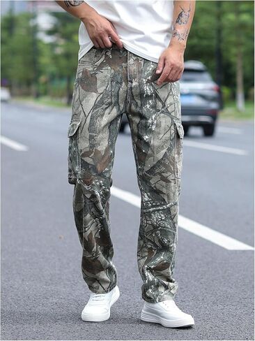 WDIRARA Men's Camo Cargo Jeans Straight Leg Streetwear Denim Pants with Flap Pockets in Saudi Arabia