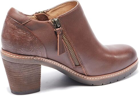 Hälsa Footwear WOMEN'S RYLEE LEATHER BOOTIE in Saudi Arabia