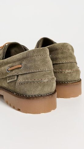 أحذية Manebi للرجال على شكل قارب بدون أكمام in Kuwait