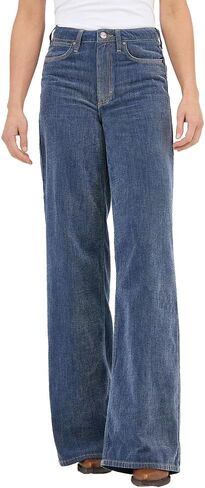 Wrangler Women's Reagan Wide Leg Jeans in Saudi Arabia