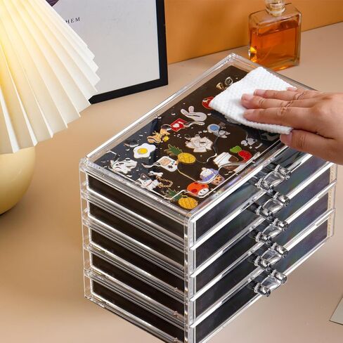 علبة عرض دبوس SPAKOWN مع 5 أدراج، صندوق عرض دبوس مينا مقاوم للغبار، حامل عرض دبوس منظم لهواة الجمع (أسود) in Kuwait