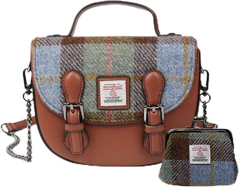 مجموعة Islander من حقيبة Harris Tweed Mini Cobble Satchel ومحفظة العملات المعدنية (الترتان الأزرق الكستنائي) in Kuwait
