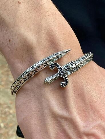 Vintage Silver Sword Warrior Bracelets for Men Minimalist Adjustable Bamboo Joint Wristbands Bracelet Birthday Gifts in Saudi Arabia
