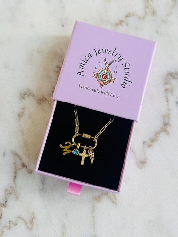 AmicaJewelryStudio Design your Own Custom Gold Charm Necklace Personalized Gifts for Mom from Daughter, Grandma Necklace Engravable Charms, Unique Jewelry Gift for Her, Carabiner charm necklace in Saudi Arabia