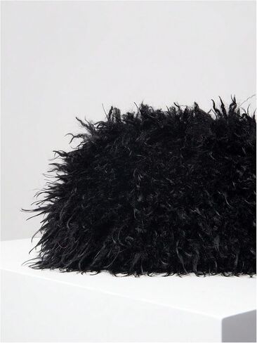 Verdusa Women's Fuzzy Handbags Clutch Purses Y2k Furry Plush Evening Bags in Saudi Arabia