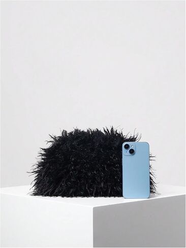 Verdusa Women's Fuzzy Handbags Clutch Purses Y2k Furry Plush Evening Bags in Saudi Arabia