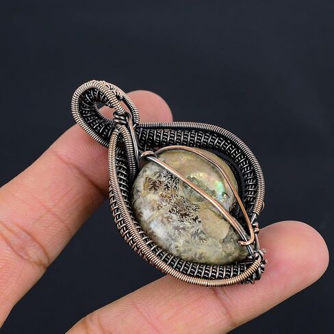 Healing creation Copper Wire Wrapped Gemstone Pendant Handmade Jewelry for unisex Designer Pendant (Ammonite Fossil) in Saudi Arabia