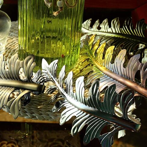 Leaf Shaped Curtain Tiebacks,2Pcs Metal Curtain Holdbacks,Curtains Hooks for Drapes,Decorative Wall Hooks,Towel Coat Hook Hanger for Vintage Curtains Window Home Decoration(Gold) in Saudi Arabia