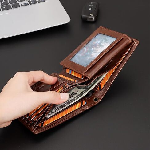 محفظة حامل بطاقات من الجلد الطبيعي مع ملحقات سلسلة للرجال والنساء RFID تحجب 13 فتحة للبطاقات ونوافذ لبطاقة الهوية ومقصورتين للفاتورة هدية محفظة قصيرة ثنائية الطي (بني) in Kuwait