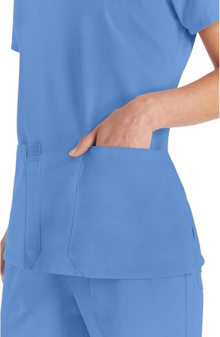 Dickies Women's Scrub Top V -neck Top مع 2 جيوب ، فتل الرطوبة ونسيج امتداد 360 درجة - DK615 in Saudi Arabia