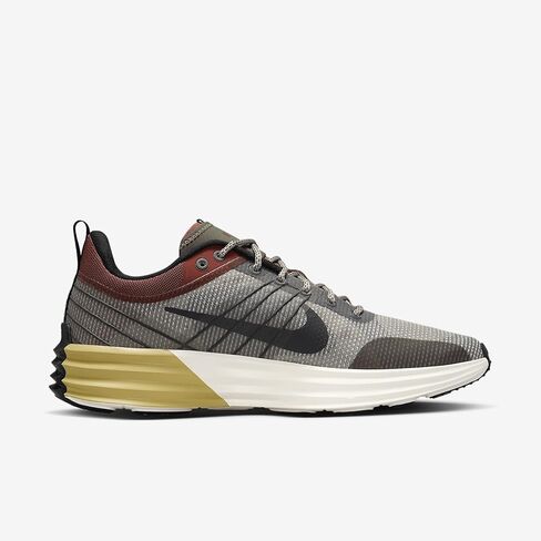 حذاء Nike Lunar Roam SE للرجال (FZ8116-300، جيشي فاتح/أحمر داكن/زيتوني متوسط/أسود) in Kuwait
