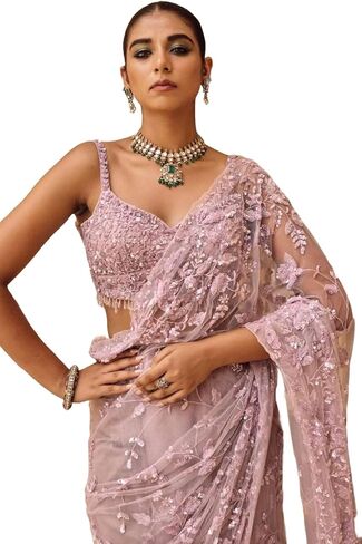 ساري شبكي مستوحى من بوليوود مع بلوزة مطرزة يدويًا غير مخيطة، ملابس زفاف تقليدية. in Kuwait