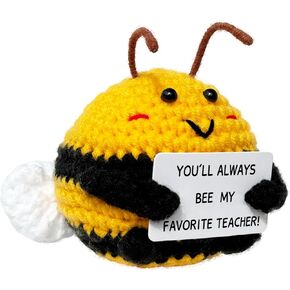 Teacher Appreciation Gifts Mini Crochet Apples for Ladies, Suitable for Teacher's Day Graduation Ceremony Year-end Birthday Thank You Teacher Gifts in Kuwait
