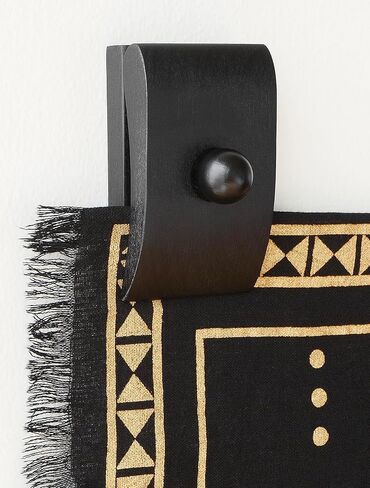 4 شماعات كبيرة للنسيج، شماعات لحاف خشبية لعرض الحائط، شماعة سجادة للتعليق على الحائط، حامل مشابك لرف اللحاف، تزيين بأي قماش وصوف (أسود، 4 مشابك كبيرة مع الأجهزة) in Kuwait