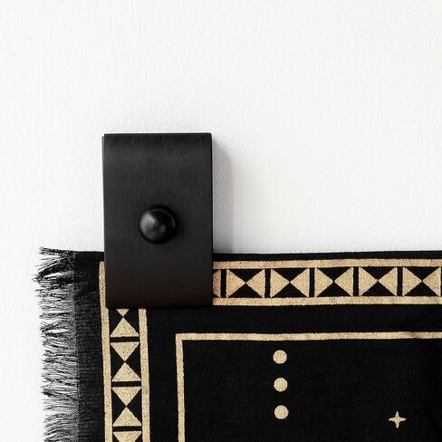 4 شماعات كبيرة للنسيج، شماعات لحاف خشبية لعرض الحائط، شماعة سجادة للتعليق على الحائط، حامل مشابك لرف اللحاف، تزيين بأي قماش وصوف (أسود، 4 مشابك كبيرة مع الأجهزة) in Kuwait