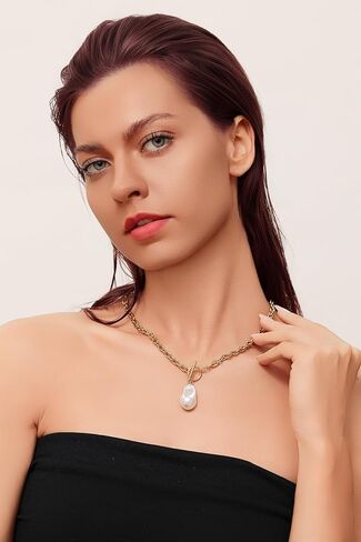 Chunky Gold Necklace for Women, Baroque Pearl Necklace - A Stunning Pearl Gold Necklace with 18K Gold Plated Toggle Clasp, Dainty Toggle Necklace for Birthday Anniversary Christmas Gif in Saudi Arabia