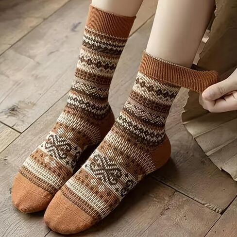 7 Pairs Wool Socks for Women - Winter Thick Boot Cozy Crew Vintage Soft Calf Knit Warm Socks Gifts in Saudi Arabia