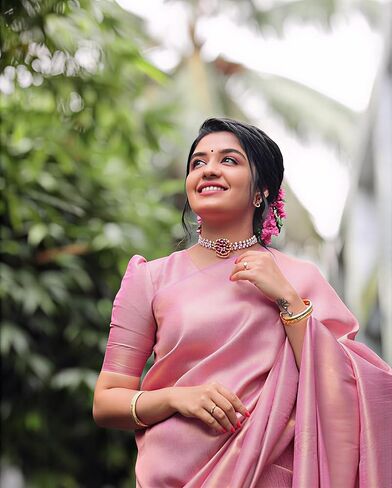 Women's Banarasi Soft Litchi Silk Saree With Unstitche Blouse Piece in Kuwait