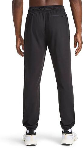 بنطال Slam Dunk Cinch للرجال من Reebok، مقاس قياسي، درزة داخلية 31 بوصة، نسيج بولي جيرسي مطاطي خفيف الوزن in Kuwait