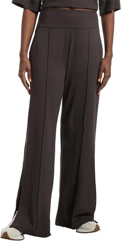 TravisMathew Womens Spa Day Pants in Saudi Arabia