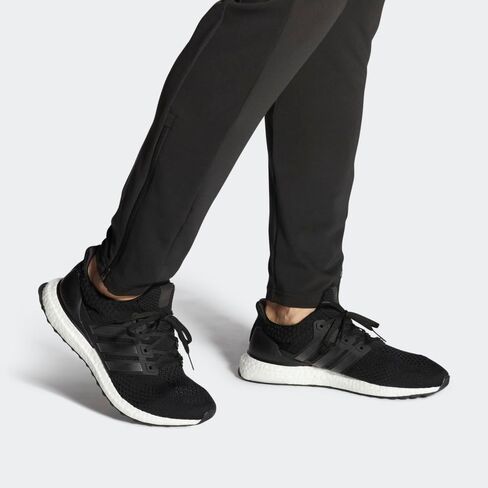 حذاء أديداس Ultraboost 5.0 DNA للرجال in Kuwait