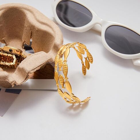 سوار الكفة الذهبية مكتنزة للنساء الأسماك / نجم البحر أساور بيان المجوهرات قابل للتعديل in Kuwait