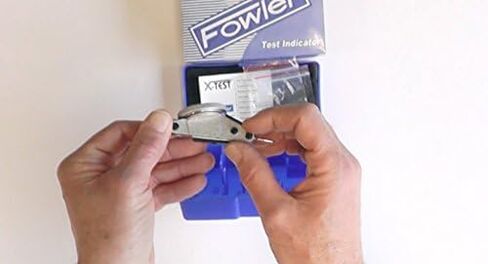 Fowler 52-562-005-0, X-Test Vertical Indicator with 0-0.060" Measuring Range in Saudi Arabia
