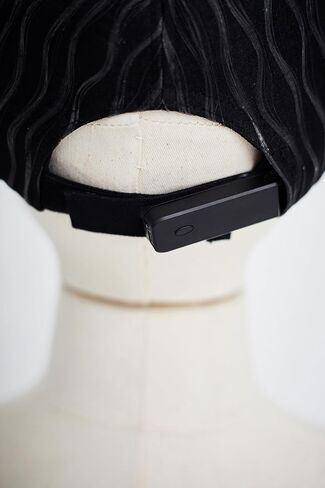 منحني قبعة LED الهذيان تضيء قبعة بيسبول 7 ألوان متوهجة الألياف البصرية النسيج قبعة USB قابلة للشحن الأسود in Saudi Arabia