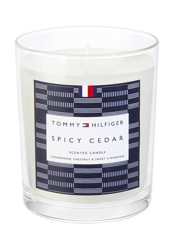 Tommy Hilfiger Home Collection Spicy Cedar Candle 180GR in Saudi Arabia