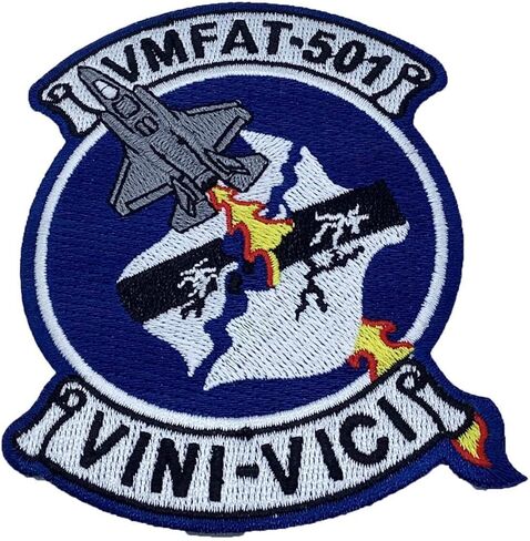 رقعة أمراء الحرب VMFAT-501 (باللون الكامل) مع خطاف وحلقة in Kuwait