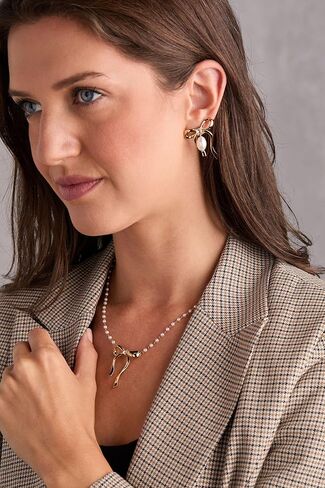Alex and Ani Pearl Coquette Necklace, Shiny Gold in Saudi Arabia