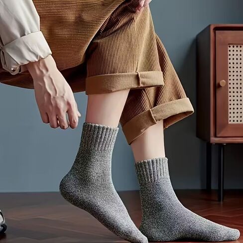 5 Pairs Men's Thick Warm Socks, Casual Solid Color Mid-Calf Winter Men’S Stockings in Saudi Arabia