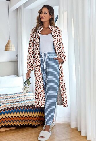 Ekouaer Women's Zip Up Robe Fleece Bathrobe Long Zipper Lounger Warm Housecoat Long Sleeve Nightgown with Pockets, Red Stars, Large in Kuwait