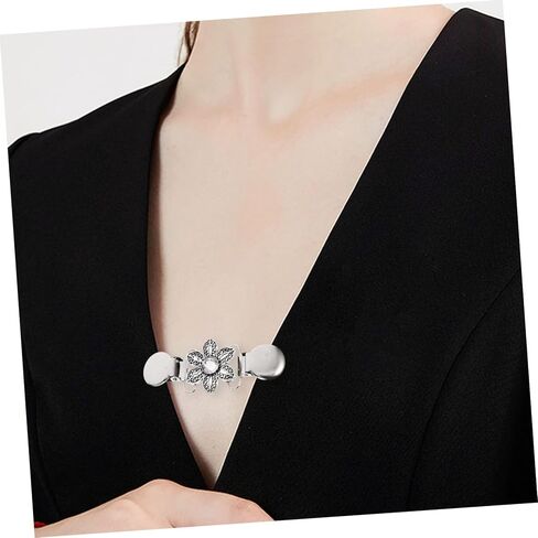 4Pcs Vintage Shawl Clips Dress Cinch Clips for Women Durable Cardigan and Sweater Clasps Lightweight and Easy to Use for Weddings Parties and More in Saudi Arabia