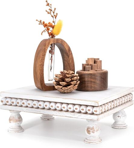 حامل عرض من خشب الصنوبر من EOSAHR - حامل بقاعدة على طراز المزرعة الحديثة لديكور الغرفة، أساسيات المنزل الجديد، حامل الكيك أو لهجات طاولة القهوة - نمط ديكور أنيق بوهو (أبيض متعثر) in Kuwait