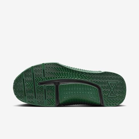 Nike Interact Run (FD5431-009، أسود/أخضر جورجي/رمادي دخاني/أبيض) مقاس 10.5 in Kuwait