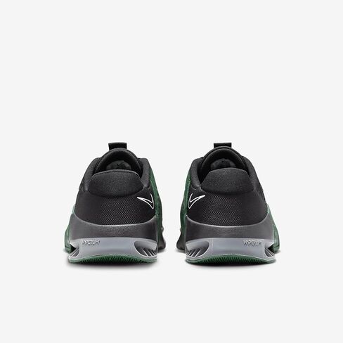 Nike Interact Run (FD5431-009، أسود/أخضر جورجي/رمادي دخاني/أبيض) مقاس 10.5 in Kuwait
