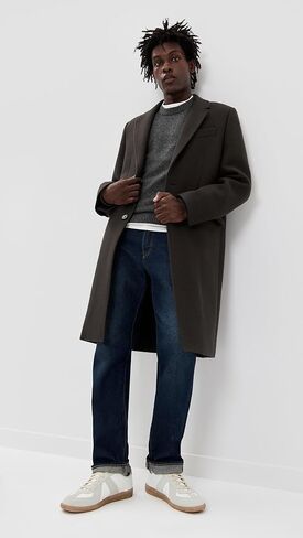 Vince Men's Cashmere Blend Crew Neck Sweater in Saudi Arabia