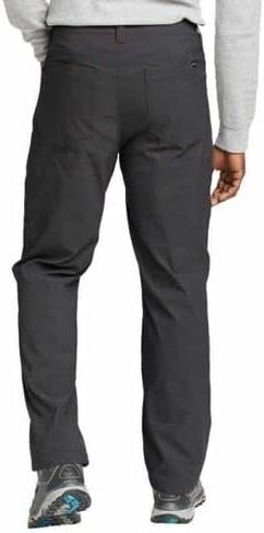 بنطلون Eddie Bauer مبطن بالصوف، 38W 30L، رمادي دخاني داكن in Saudi Arabia