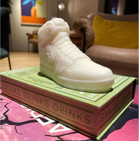 Sneaker Candle in Gift Box - Air Wax - Birthday Gifts for Teenage Boys - Hypebeast Gifts for Sneakerhead Room Decor - White Elephant Candle Men - Gift for Teen Boys - Cool Stuff for Sneakerheads in Saudi Arabia