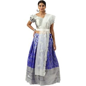 فستان ليهينغا تشولي للسيدات مخيط بالكامل على الطراز الهندي لحفلات الزفاف in Kuwait