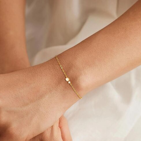 Pearl Bracelets for Women - 14K Gold Plated Bracelets Cute Pearl Jewelry as Wedding Bridesmaid Gifts, Beach Summer Prom Jewelry Birthday Accessories in Saudi Arabia