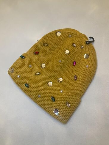 Women’s Winter Crystal Beanie – Rhinestone & Pearl Embellished Knit Hat, Soft Warm Stretchy in Kuwait