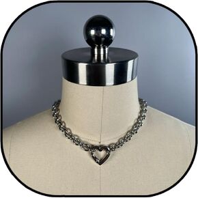 Cute Heart Choker Necklace with Chunky Link Stainless Steel Rolo Chain Punk Neckclace Jewelry Gift for Women in Kuwait