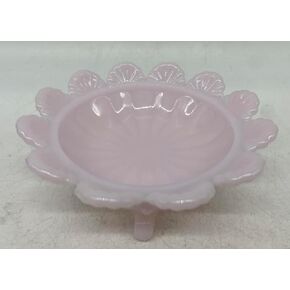 Berry Bowl - 3 Footed - Klondyke Pattern - American Made - Mosser Glass USA (Jade) in Saudi Arabia