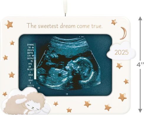 زخرفة عيد الميلاد التذكارية المميزة لعام 2025، أحلى حلم أصبح حقيقة 2025 إطار صور، بورسلين، هدايا جديدة للأطفال in Kuwait